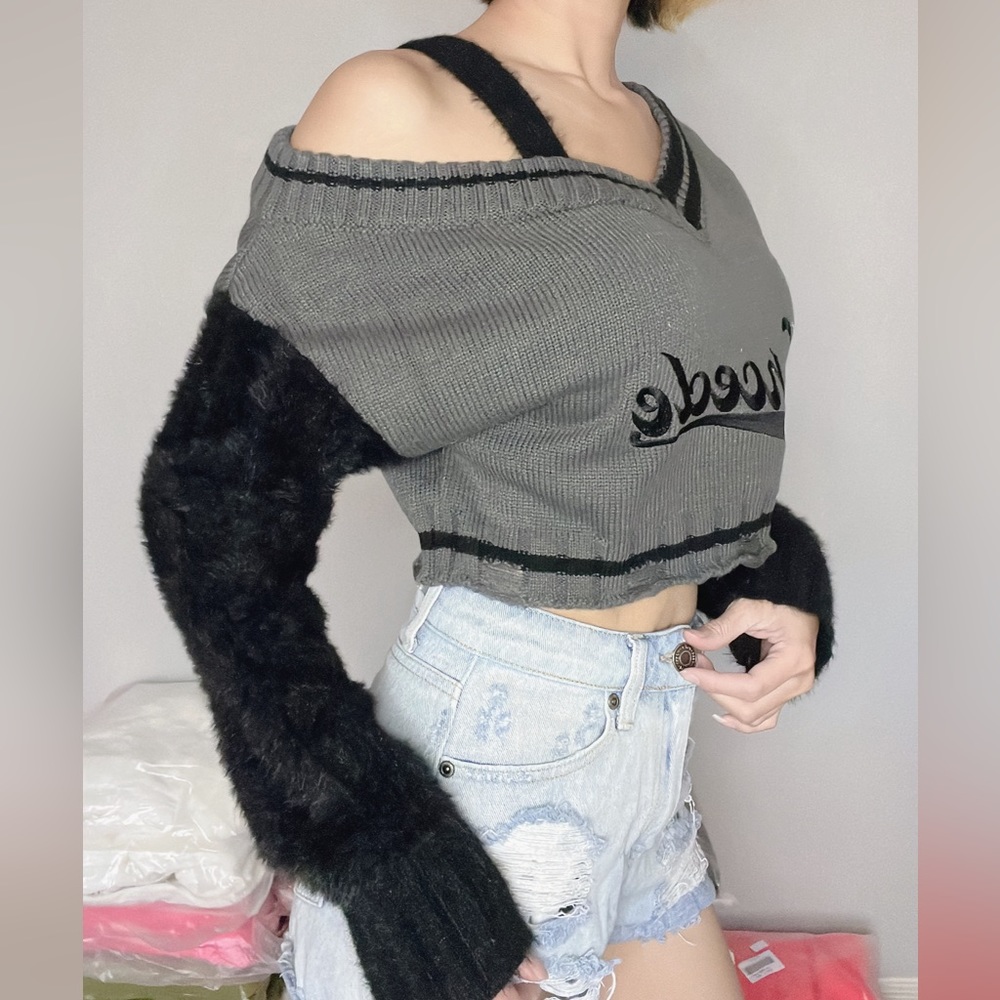 BRAND NEW! Sexy mini black sweater top